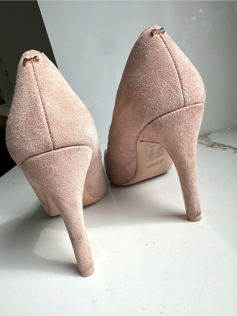 Ted Baker London pink suede Sloana scalloped pumps 8 - Picture 4 of 8